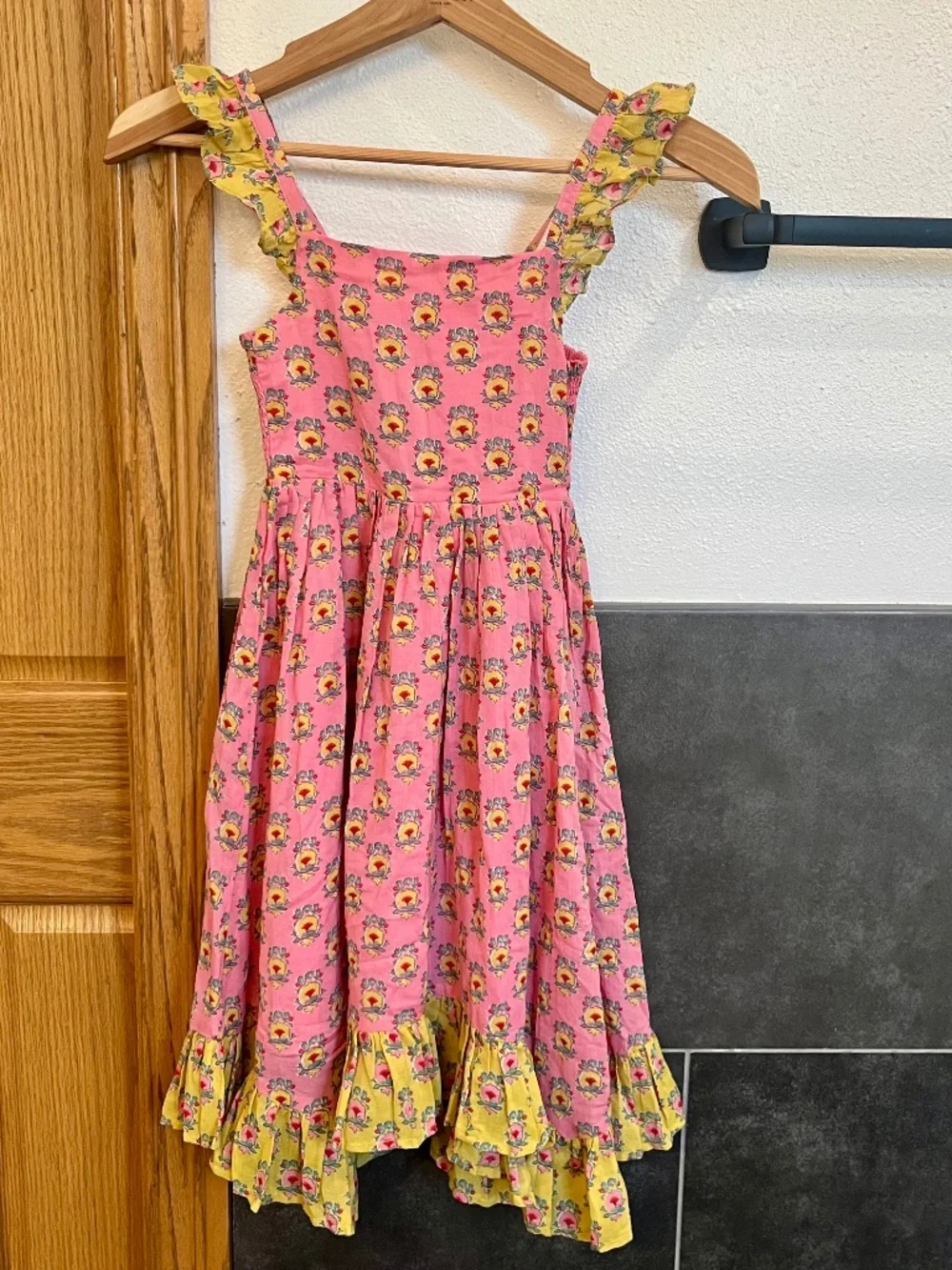Mini Boden Handkerchief Hem Sleeveless Dress Yellow Pink Floral Print Girls 5-6Y